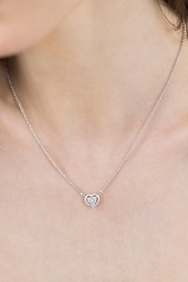 Solitaire Heart Necklace - Image 2