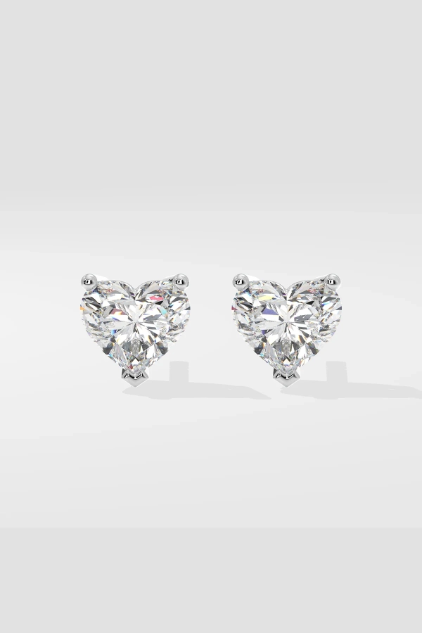 1.5 ct Classic Heart Studs - Image 2