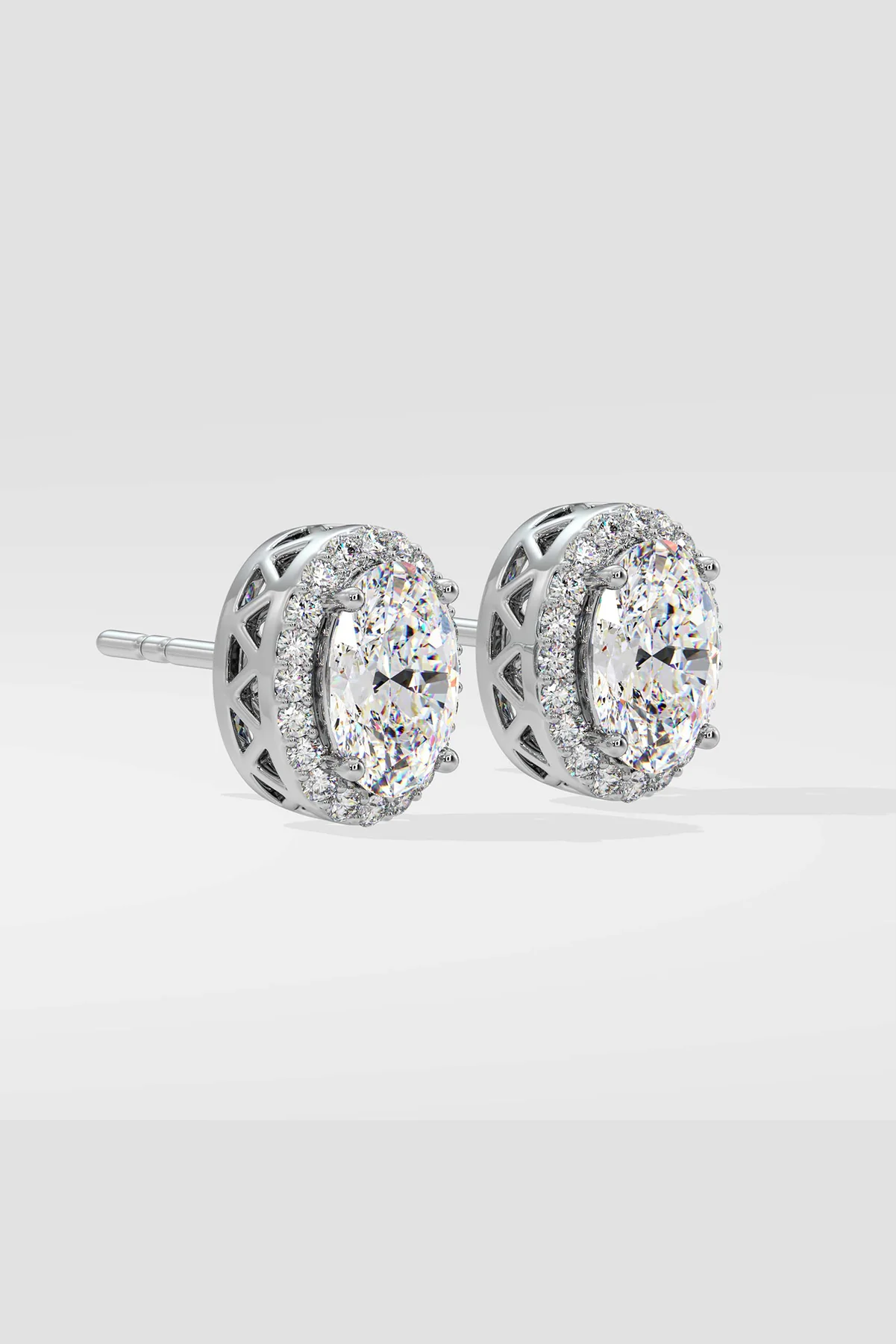 1.5 ct Oval Halo Studs - Image 4