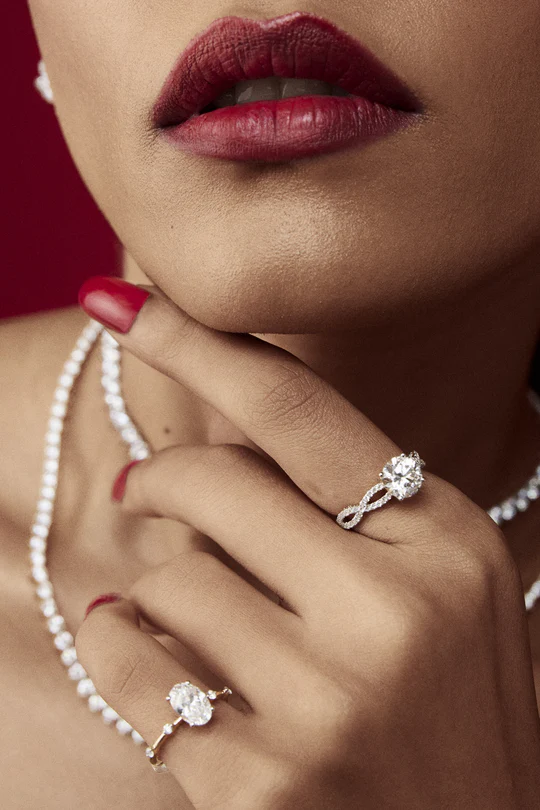 1.5 ct Luna Solitaire Ring - Image 2