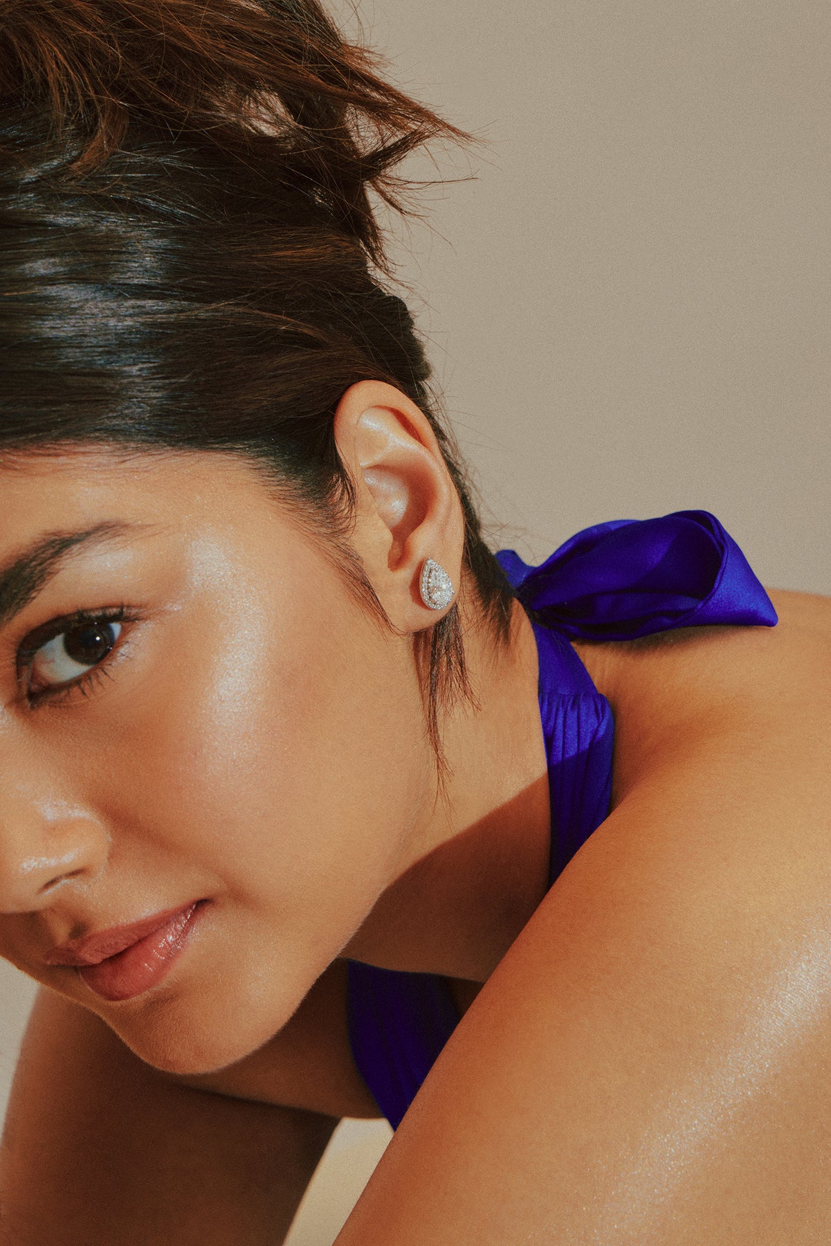 2 ct Pear Solitaire Halo Earrings - Image 4