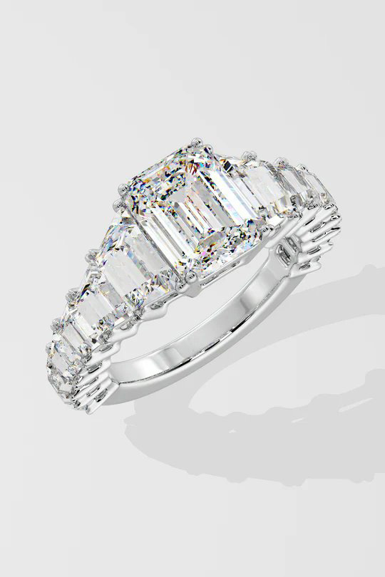 3 ct Emerald Grandeur Ring - Image 3